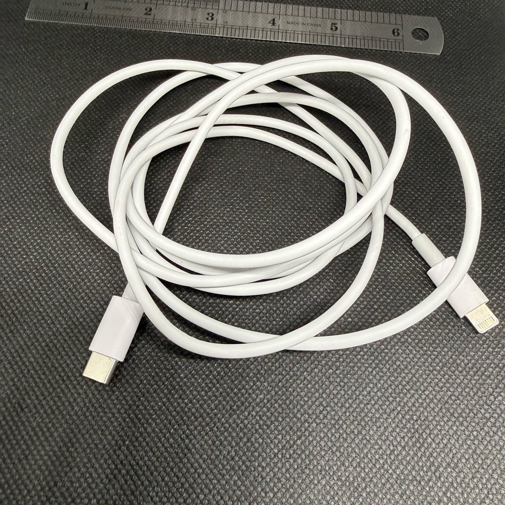 White USB-C to Lightning Cable